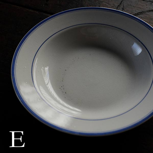 NIPPON KOSHITSU TOKIO (Japanese Hard Pottery) IRONSTONE Blue Line Plate, φ22.5cm