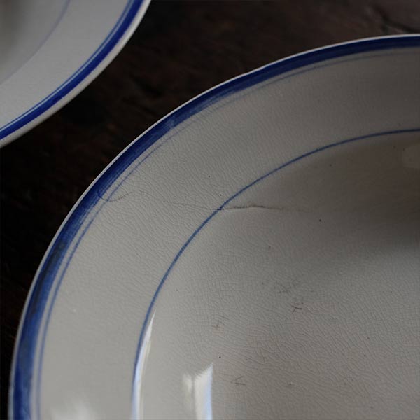 NIPPON KOSHITSU TOKIO (Japanese Hard Pottery) IRONSTONE Blue Line Plate, φ22.5cm