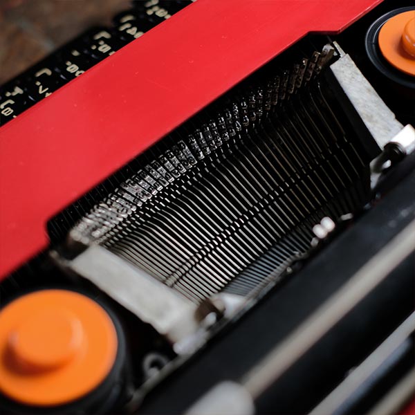 OLIVETTI Valentine typewriter ink ribbon replaced