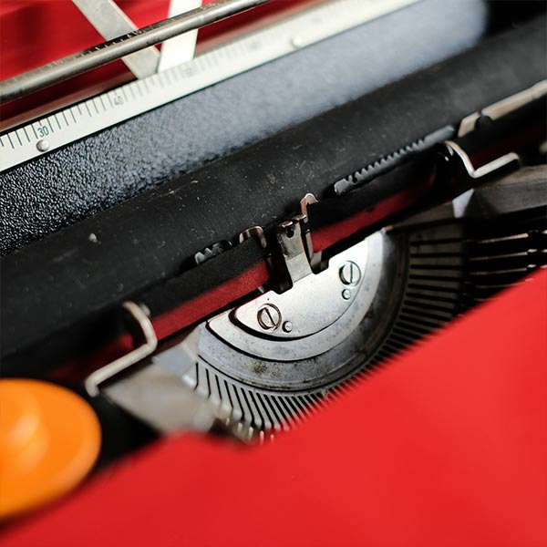 OLIVETTI Valentine typewriter ink ribbon replaced