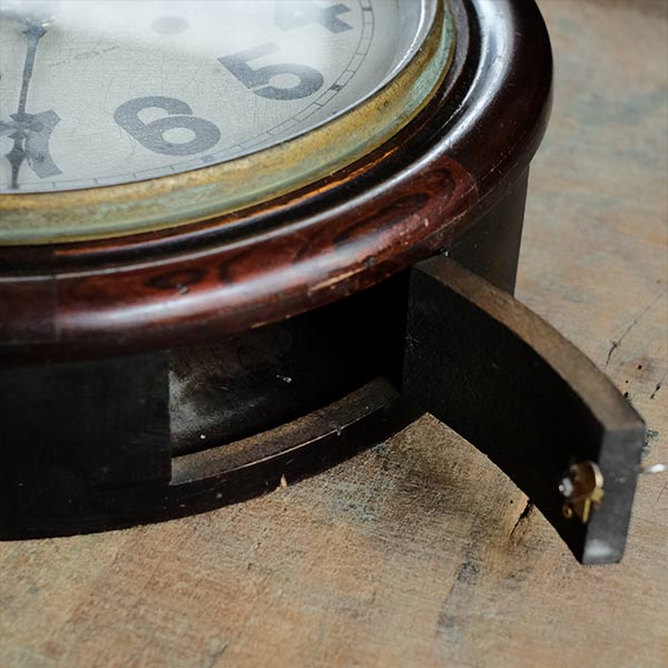 OPAL wall clock with battery-operated quartz movement replaced