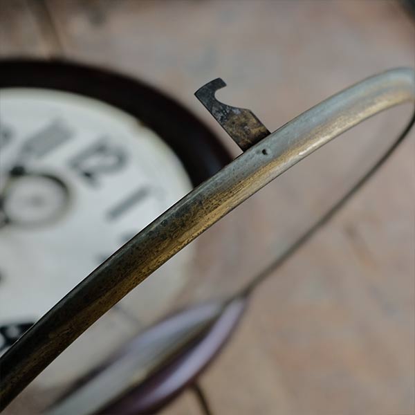 OPAL wall clock with battery-operated quartz movement replaced
