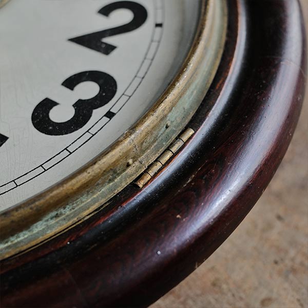 OPAL wall clock with battery-operated quartz movement replaced