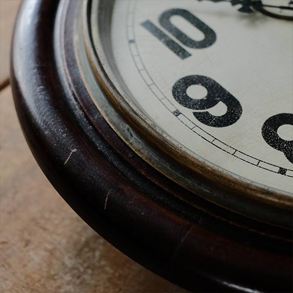 OPAL wall clock with battery-operated quartz movement replaced