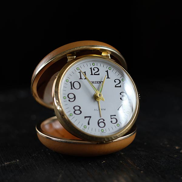 ORIENT Manual Winding Travel Clock