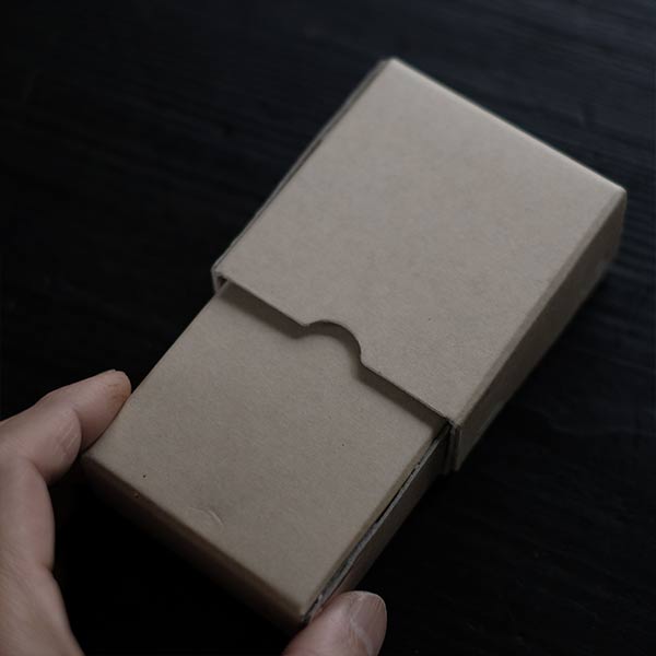 厚紙のケース L(バラ売り)