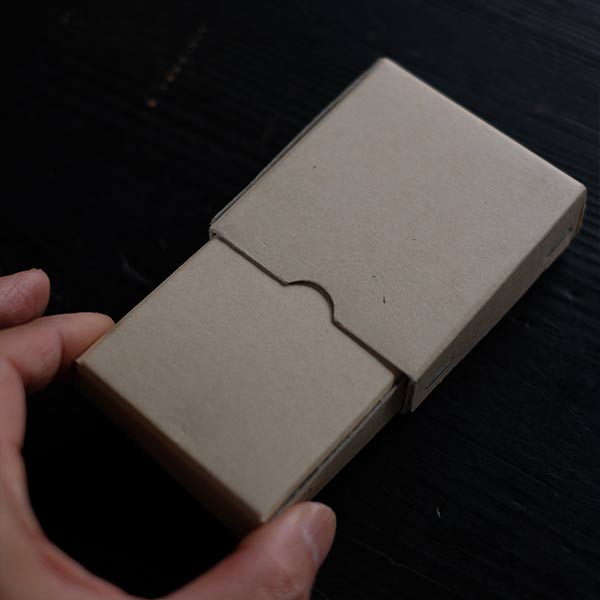 厚紙のケース M(バラ売り)