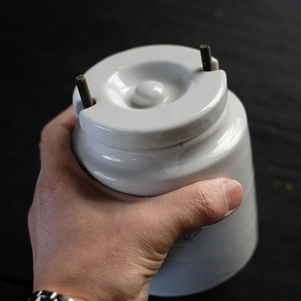 Thick porcelain container S