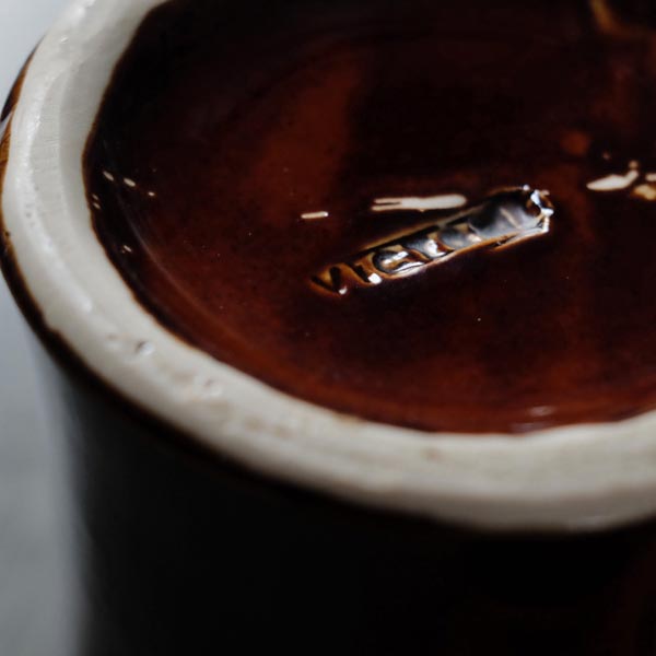 Victor Mug, Red Brown (Late Model)
