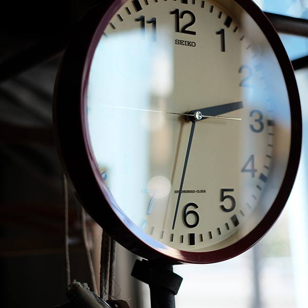 SEIKO Synchronous Clock Wall Clock with Battery-Operated Quartz Movement Replaced