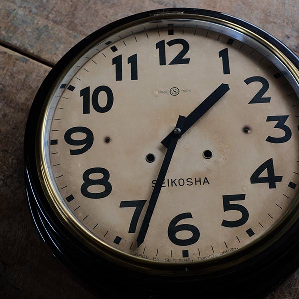 Early Showa era SEIKOSHA wall clock with battery-operated quartz movement replaced