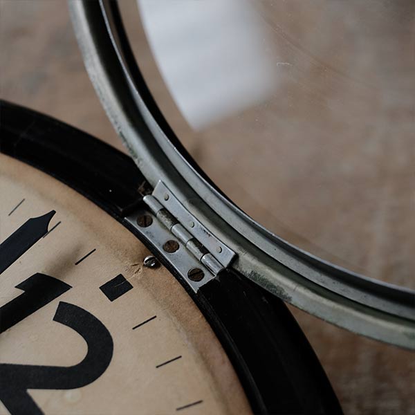Early Showa era SEIKOSHA wall clock with battery-operated quartz movement replaced