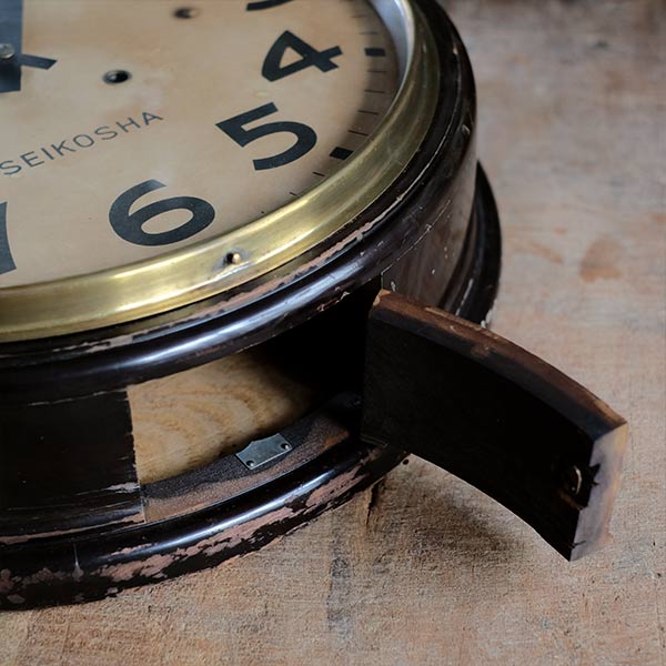 Early Showa era SEIKOSHA wall clock with battery-operated quartz movement replaced