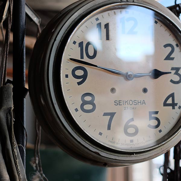 Early Showa era SEIKOSHA wall clock with battery-operated quartz movement replaced