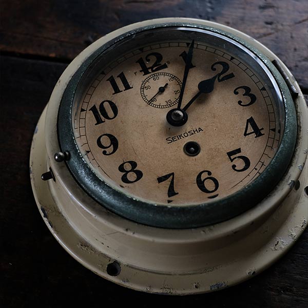 SEIKOSHA hand-wound wall clock