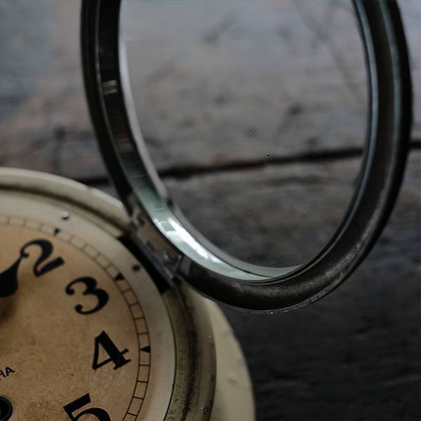 SEIKOSHA hand-wound wall clock