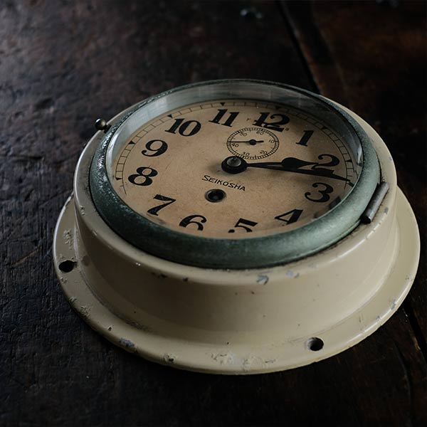 SEIKOSHA hand-wound wall clock