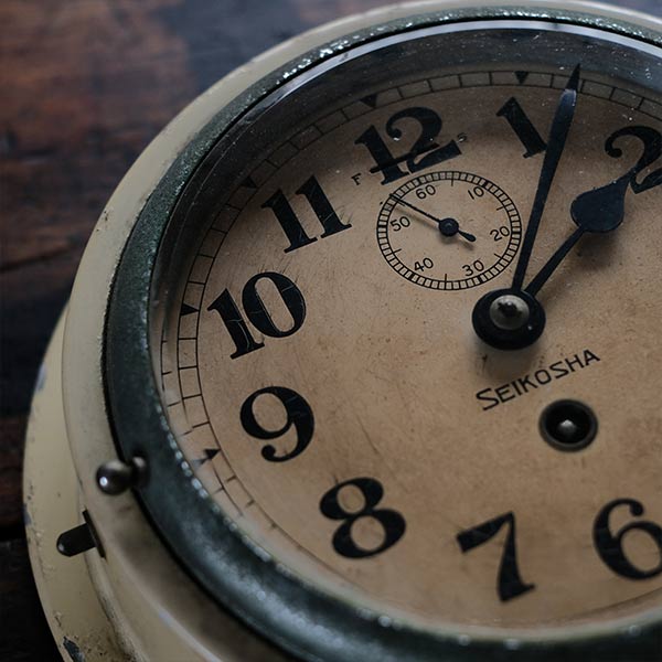 SEIKOSHA hand-wound wall clock