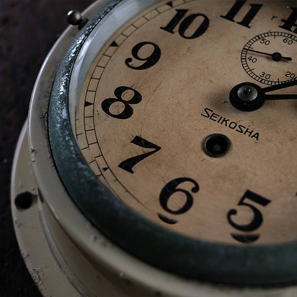 SEIKOSHA hand-wound wall clock