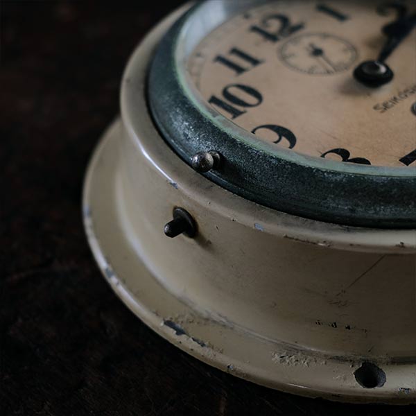 SEIKOSHA hand-wound wall clock
