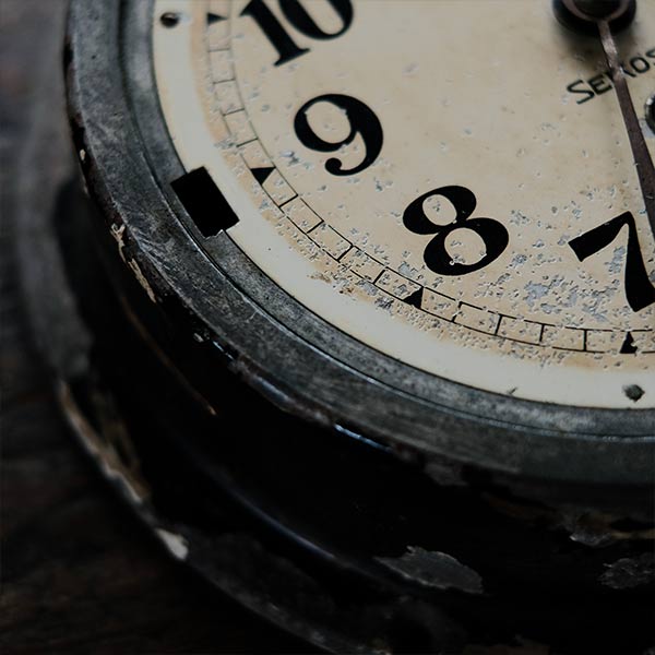 SEIKOSHA hand-wound wall clock