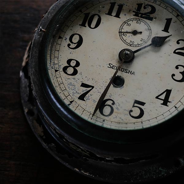 SEIKOSHA hand-wound wall clock