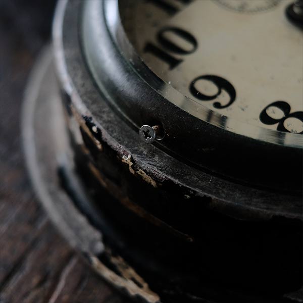 SEIKOSHA hand-wound wall clock