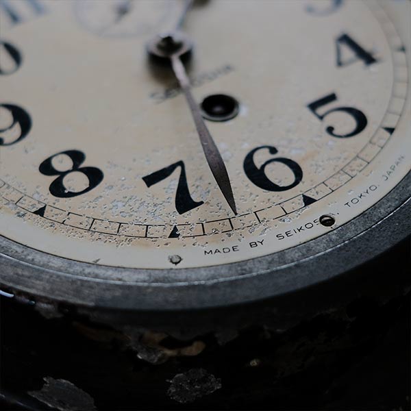 SEIKOSHA hand-wound wall clock