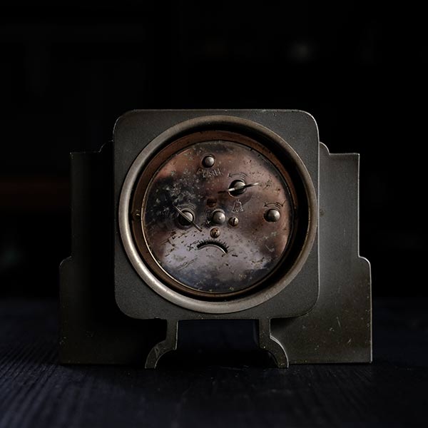 SEIKOSYA table clock