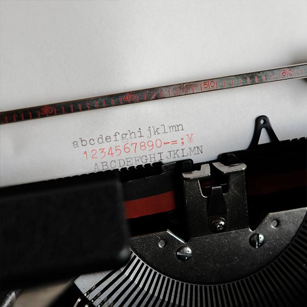 SILVER REED 810 Typewriter