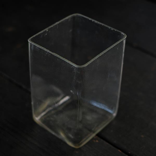 square glass aquarium