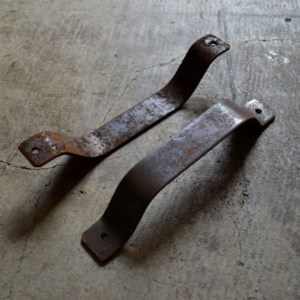 Rusty steel handle (medium size)