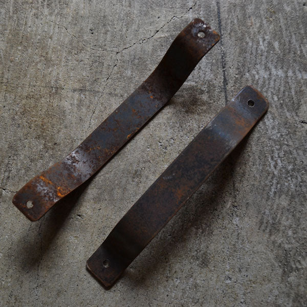 Rusty steel handle (medium size)