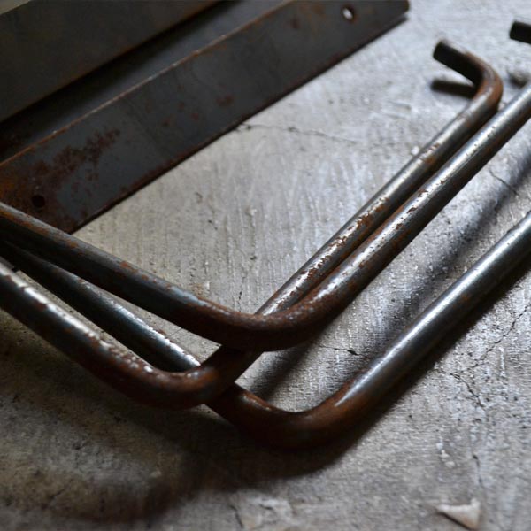 Rusty steel paper holder (medium size)