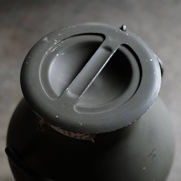 スウェーデン軍 ミルク缶