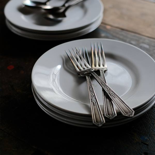 TNT IRONSTONE medium plate φ20.5cm