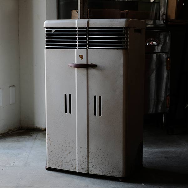 VALOR No. 15 Two-Barrel Stove (1970s)