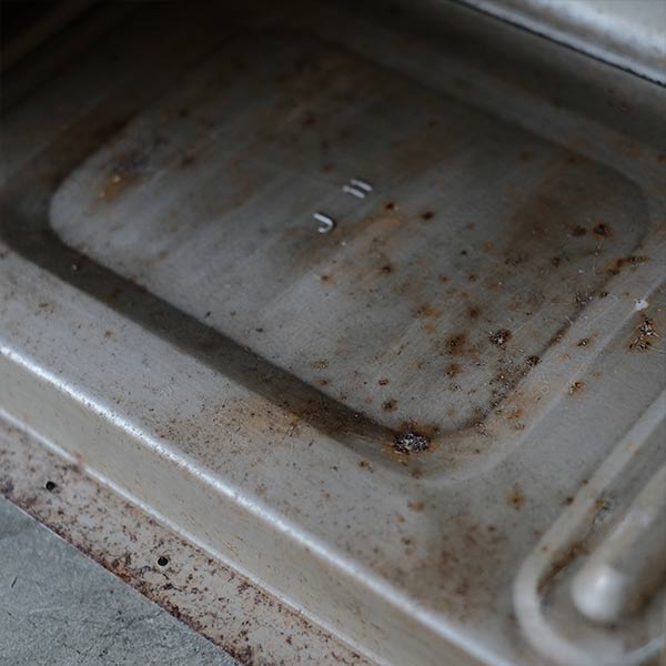 VALOR No. 15 Two-Barrel Stove (1970s)