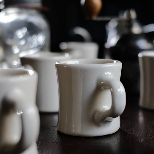 Victor Mug White (Late Model)