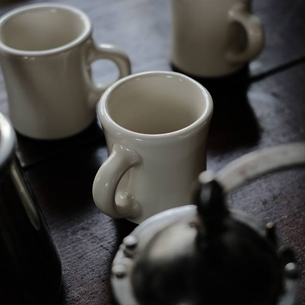Victor Mug White (Late Model)