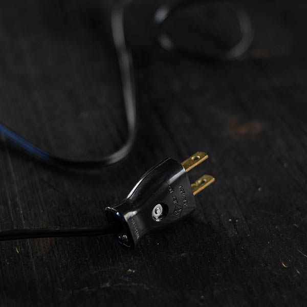 Gooseneck lamp for sewing machines