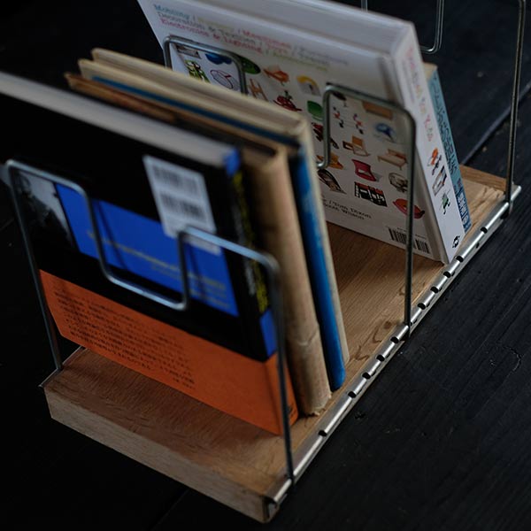 Bookstand M