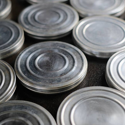 8mmのフィルム缶