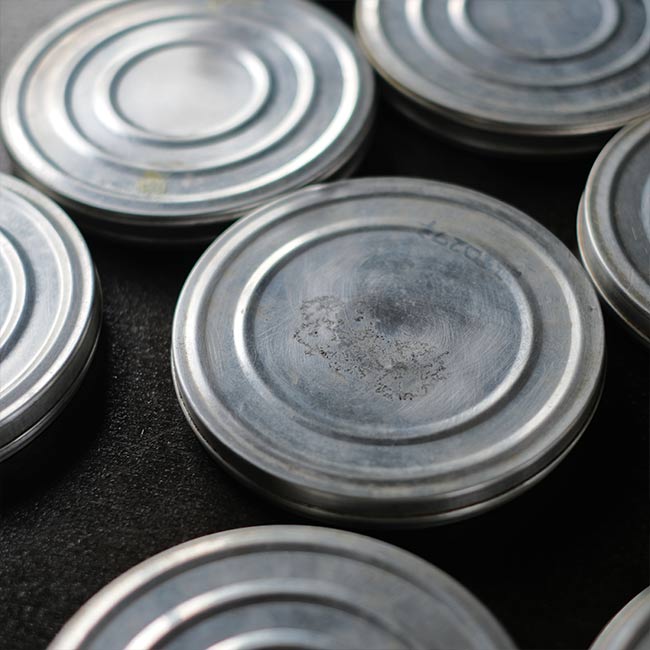 8mmのフィルム缶