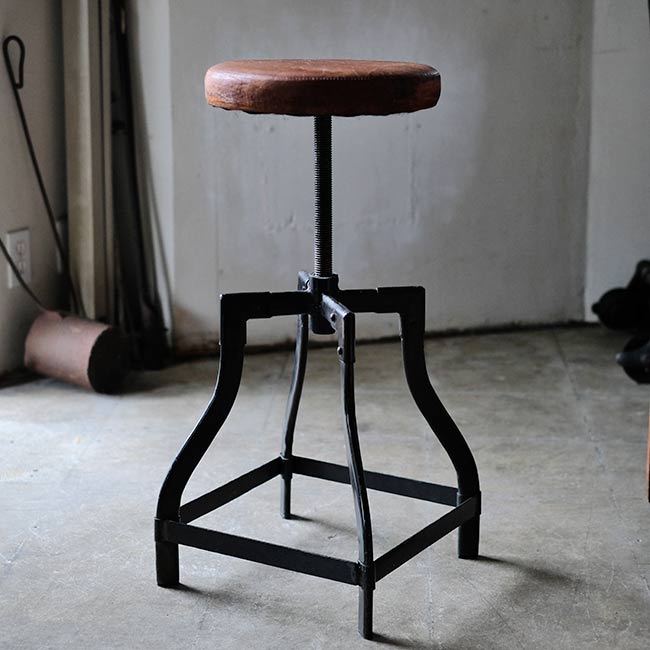 レザーとアイアンのスツール – zakka store towi