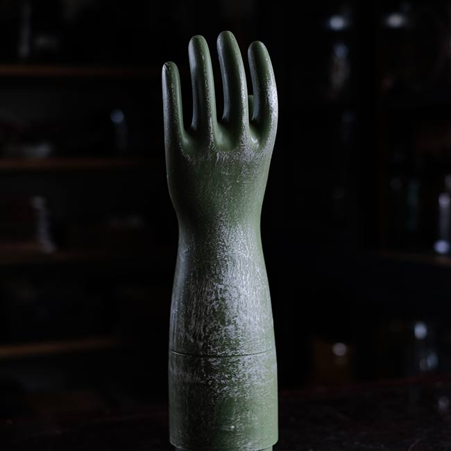 Aluminum glove mold