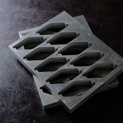 Aluminum plates (sold individually)