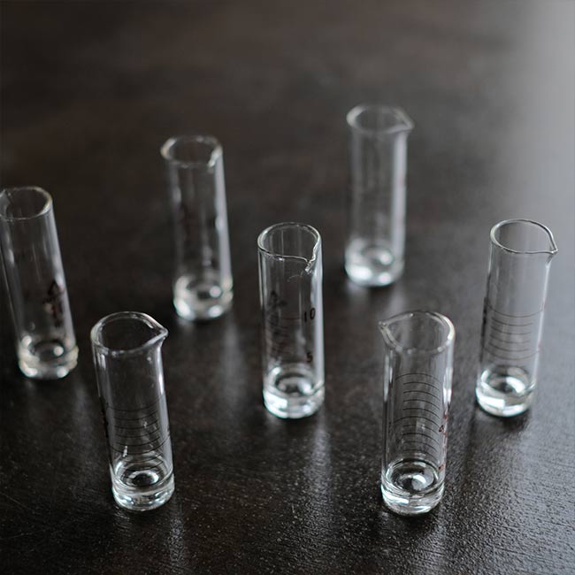 ARROWメスシリンダー 10ml