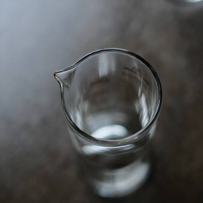 ARROWメスシリンダー 200ml