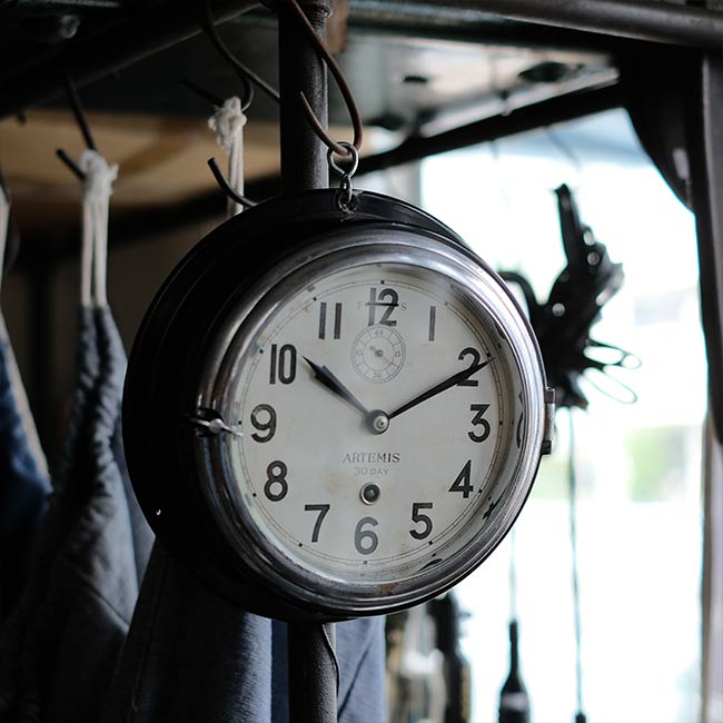 ARTEMIS 手巻き式 船舶時計